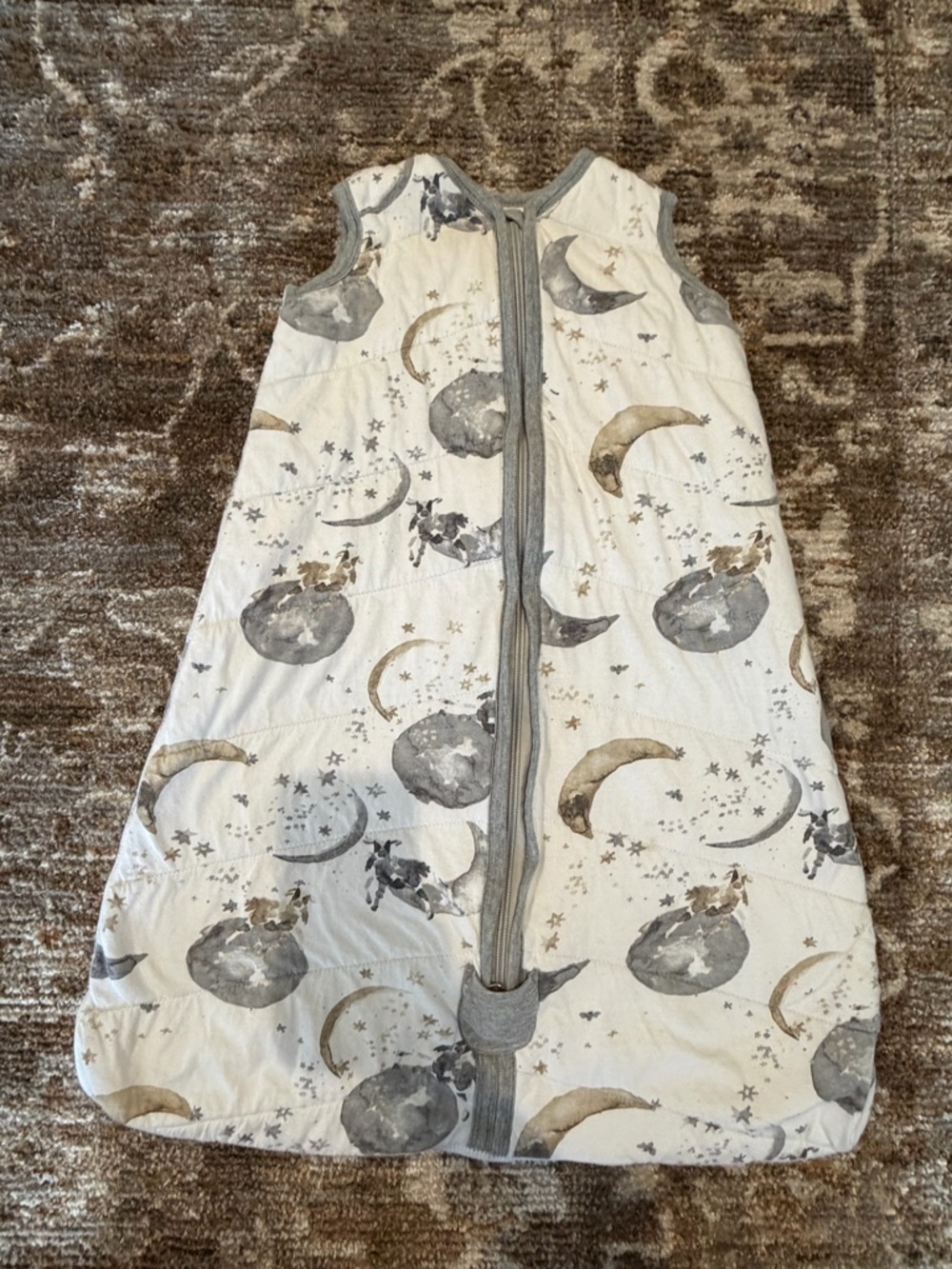 Burt’s Bees Sleepsack Sleep Bag for Kids in Moon & Star Print - Gray
